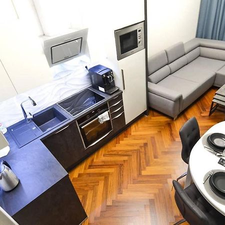 Brandly New Apartment Andel Praga Zewnętrze zdjęcie